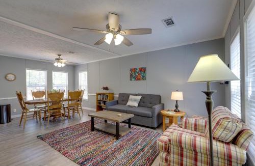 Eatonton House | Waterfront Lake Sinclair Home Dock and Grill!