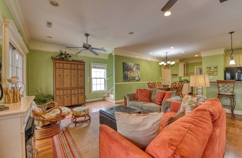 Garden City House | Waterfront Oasis: Perfect 5 Bedroom Beach Getaway with Amazing Inlet Views