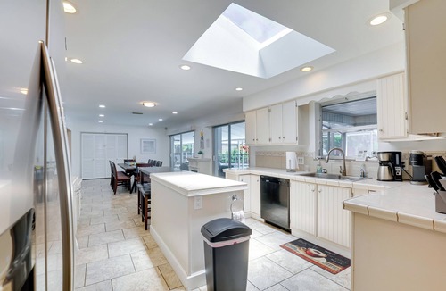 Orient Park House | Waterfront Villa w/Pool ~ 5 Mi to Ybor City!