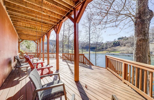 Butler Cabin | Waterfront Watauga Lake Home w/Private Dock!