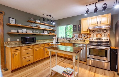 Spring City House | Watts Bar Tree House
