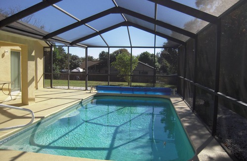Brooksville Villa | WEEKI WACHEE VILLA HOME FROM HOME