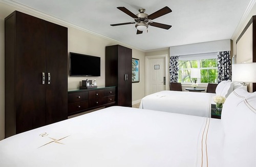 Uptown - Upper Duval House | Welcome to Paradise! Discover the History and Soul of Key West! Nightlife!