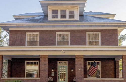 Sutton House | Welcome to The 6 Bedroom Elk Lodge on the Elk River in Sutton, West Virginia!