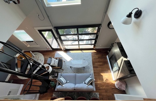 Ravenna House | Welcome to The Yeti Hut!