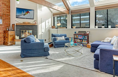 Eagle-Vail House | *Welcome to Vailhalla* Townhome I Minutes to Vail & Beaver Creek