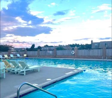 Kitty Hawk Apartment | Welcome to Your Coastal Retreat in Kitty Hawk,NC