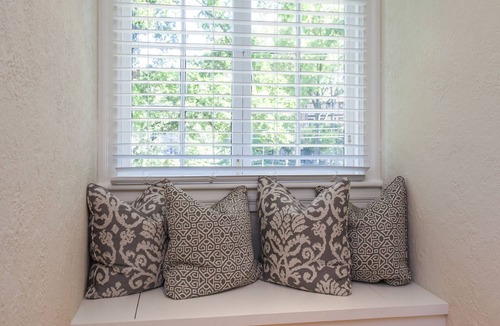 Green Hills Apartment | WEST END TUDOR is a Historic dedicated rental, 2 separate WiFi’s, Vibrant Park.