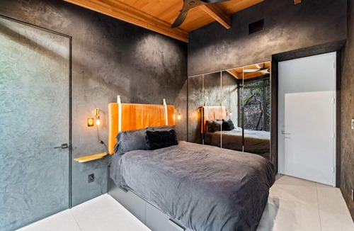 Austin House | Where architecture & nature unite.