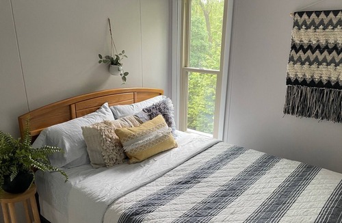 Williams Bay House | Williams Bay prime location! Short walk to lake.Monthly Rental in private assoc.