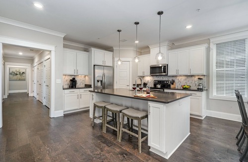 West End Cottage | Willow-walk to Centennial Park-5 Mins to Broadway