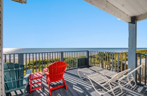 Windy Hill House | Windy C "B": Oceanfront Windy Hill Beach House