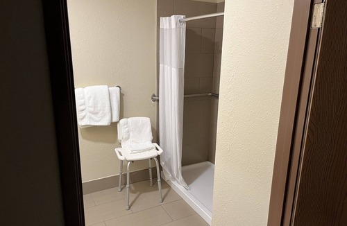 Clearfield Hotel | Wingate by Wyndham Clearfield