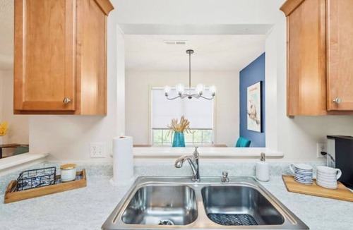 Enterprise House | 💙Wiregrass WelcomeTownhome💙 Single garage. 5 min. to FT Novosel