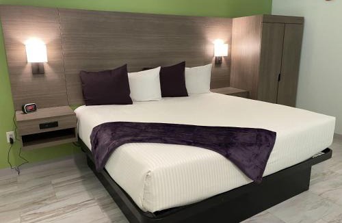 Logan Hotel | Worthington of Logan