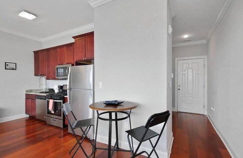 North Philadelphia East Apartment | XL Studio - Magnificent Studio w/Rooftop Pool
