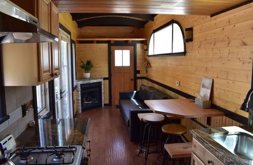 Lyons Resort | Your Adventure Hub – The Sequoia Tiny Home on River and Near Trails & Parks
