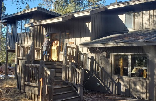 Deer Park House | Your Own Sunriver Lodge on the Edge of the Forest - A/C -10 SHARC Passes!