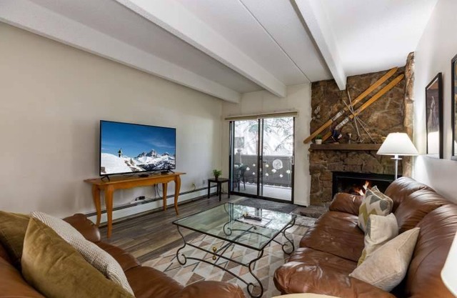 109 m² Condo ∙ 2 bedrooms ∙ 6 guests