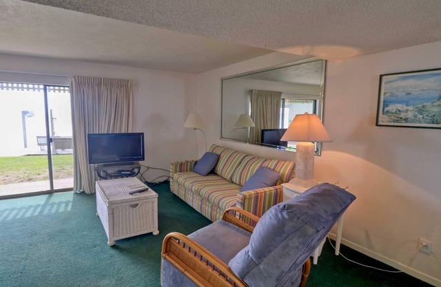121 LAS BRISAS BAYFRONT CONDOS by RedAwning