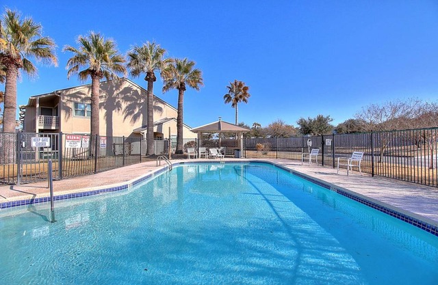 130 m² Condo ∙ 3 bedrooms ∙ 7 guests