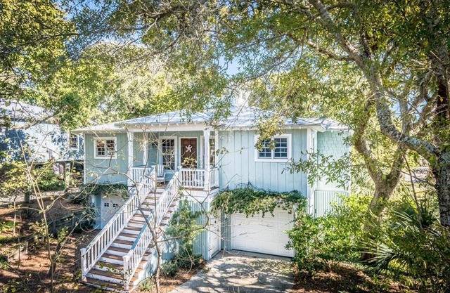 16 Sandcrab Court Cottage
