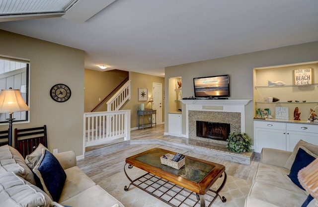 189 Beachwalk - Located in Shipyard Plantation and a quick walk to the ocean.