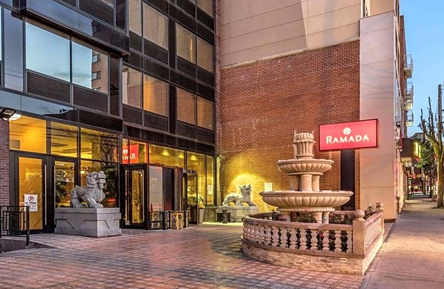 2-Star Hotel ∙ Ramada by Wyndham Flushing Queens