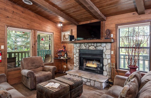 260 m² Cabin ∙ 4 bedrooms ∙ 10 guests