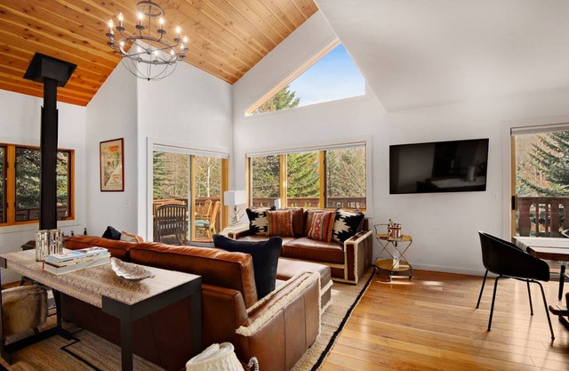 279 m² Maisonette ∙ 4 bedrooms ∙ 10 guests