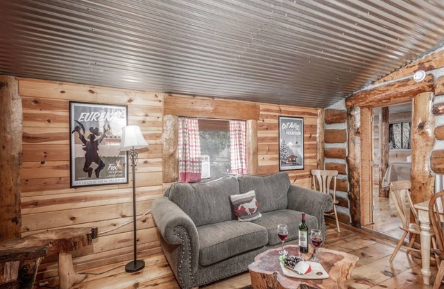 74 m² Cabin ∙ 2 bedrooms ∙ 6 guests