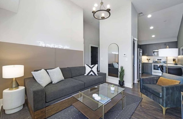Abode Germantown Bdrm 