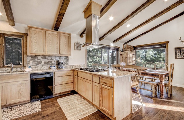 Alto Lakes | Incredible View, Hot Tub, Near Trails