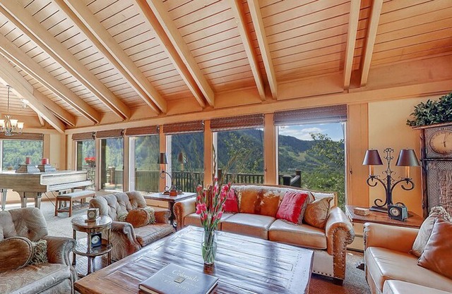 ASPEN Welcome in our paradise Mountain Home sweet Home stunning view, hot tub