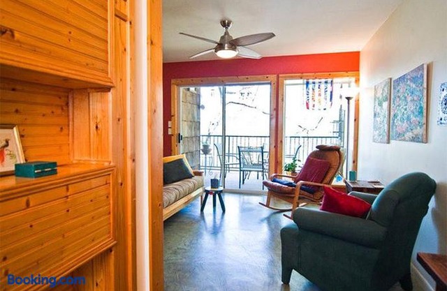 Barton Hills Condo
