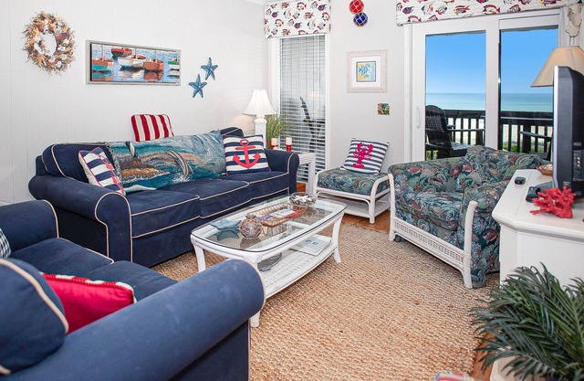 Beautifully Remodeled, Oceanfront, 3rd-Floor Condo with Balcony & Shared Pools