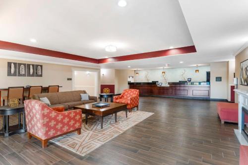 Burleson Inn Suites 
