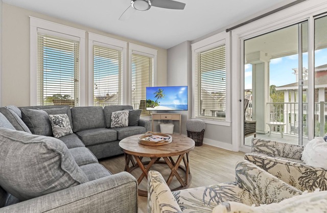 Charming 2BR at Wharf! Beach, Tropical Pool + Hot Tub, Tram, Spacious Balcony