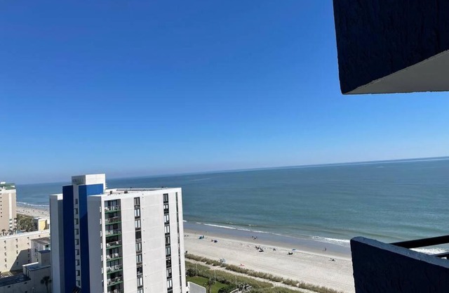 Charming ocean view condo! Bluewater Resort
