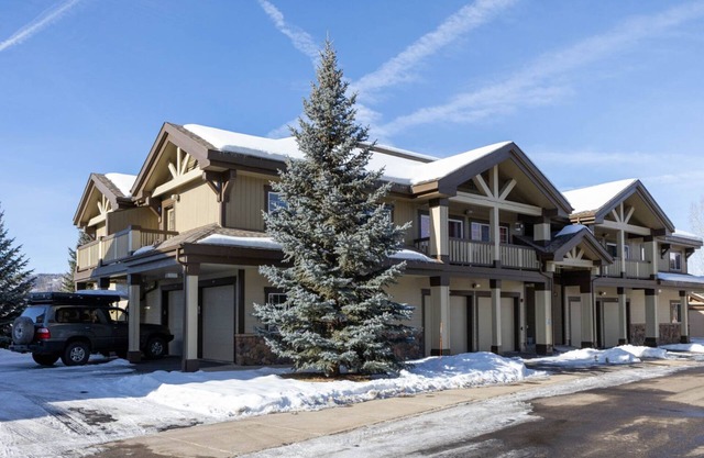 Convenient Location & Great Prices, Private Washer/Dryer, Garage