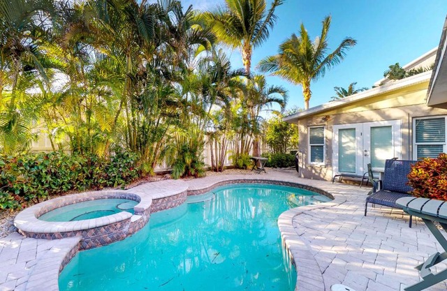 Coquina Sands