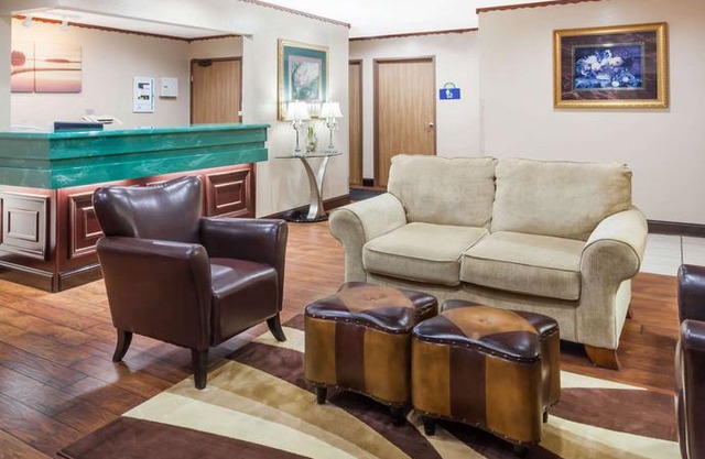 Days Inn by Wyndham Dyersburg