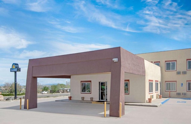 Days Inn by Wyndham Taos