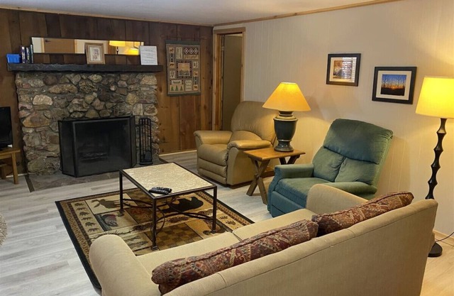 Deer Trail Lodge at La Junta Guest Ranch