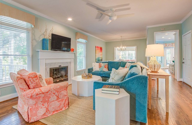 Elegant home on the boardwalk with 2 balconies & shared pools - walk to beach