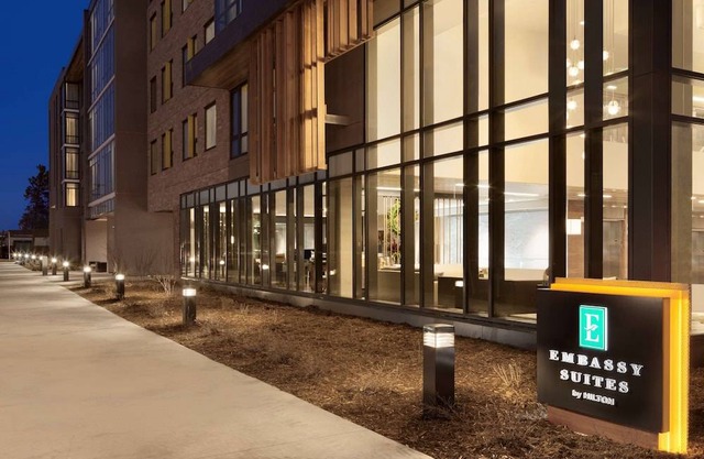 Embassy Suites By Hilton Boulder