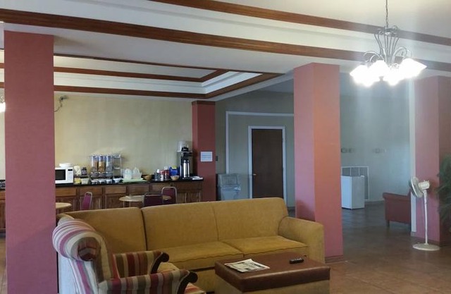 Executive Inn and Suites Waxahachie