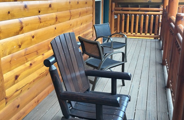 Fall in Love with Smokies Oct 22-29, 2023
