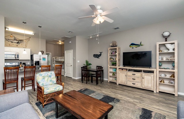 Family Fun & Beachside Bliss – A Perfect Blend of Comfort and Convenience