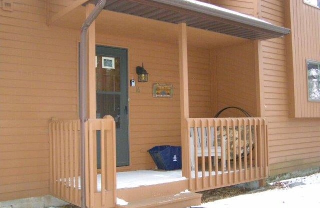Gore Mnt. Adirondack 16N skis for rent